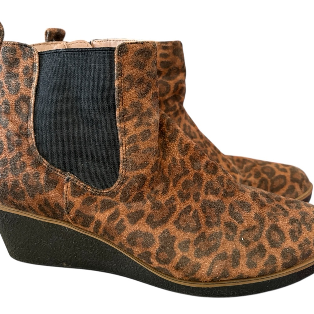 AEROSOLES Women's Brandi Wedge Bootie Cheetah Print Size 7M